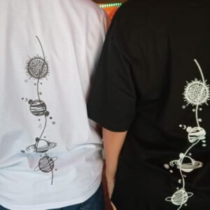 REMERA OVERSIZE MODELO PLANETAS